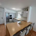 Casa Claudia Radazul Feriehus *